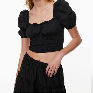 Aritzia Sunday Best Martine Crop Top